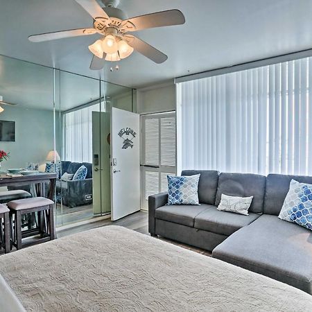 Virginia Beach Studio With Balcony And Pool View! 아파트 외부 사진