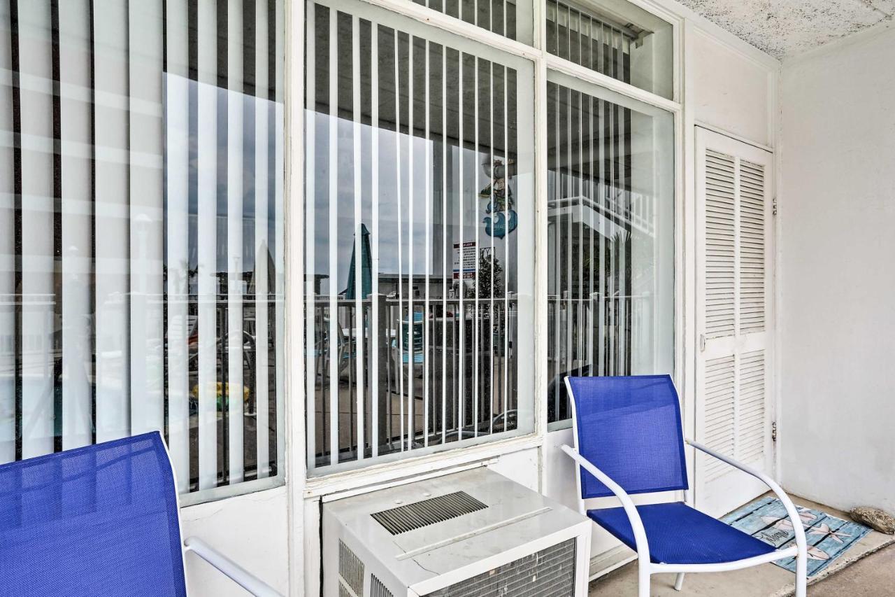 Virginia Beach Studio With Balcony And Pool View! 아파트 외부 사진